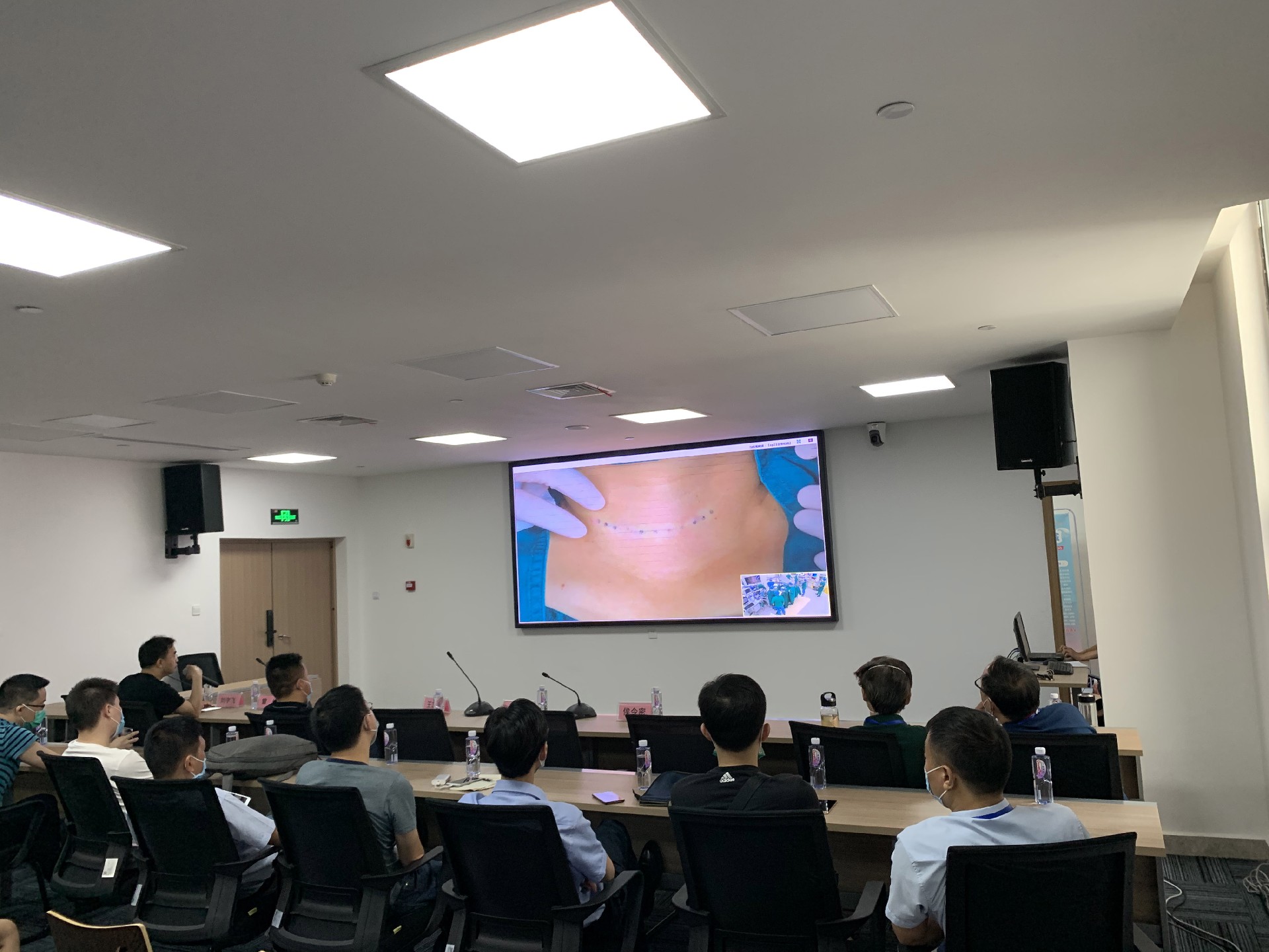 重慶人民醫(yī)院甲狀腺直播.jpg 重慶人民醫(yī)院甲狀腺直播.jpg